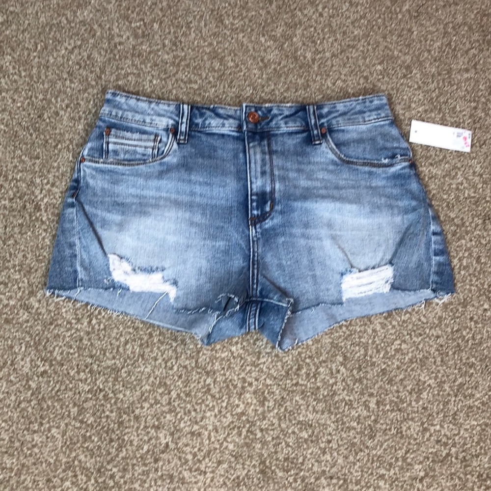 NEW BP Cutoff Mid Rise Jeans Size 28